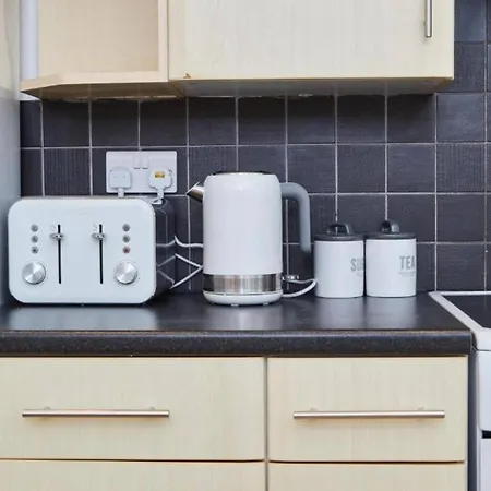 Beautiful 3 Bed Abode In The Heart Of Apartamento *